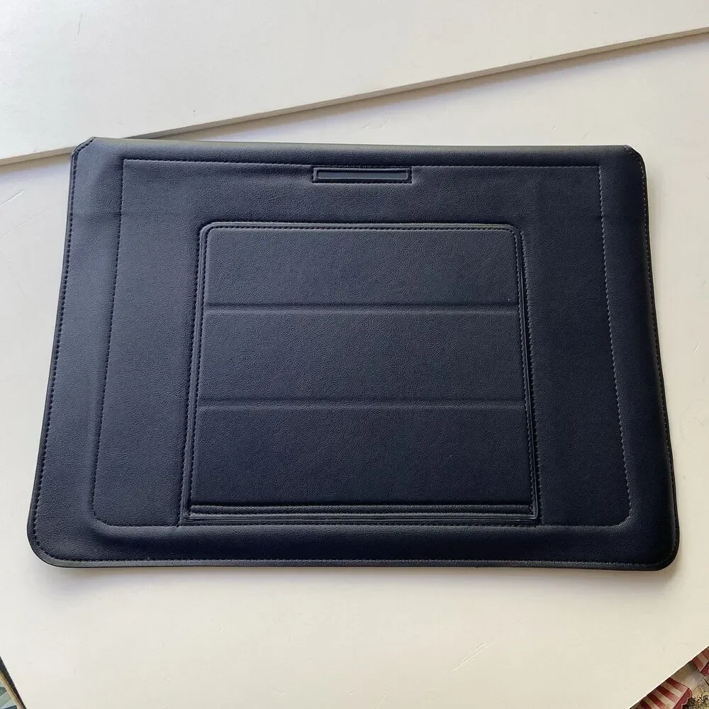 Meine Studios ERGO SLEEVE 4-in-1 Smart Sleeve 13-16” Black Workstation Set